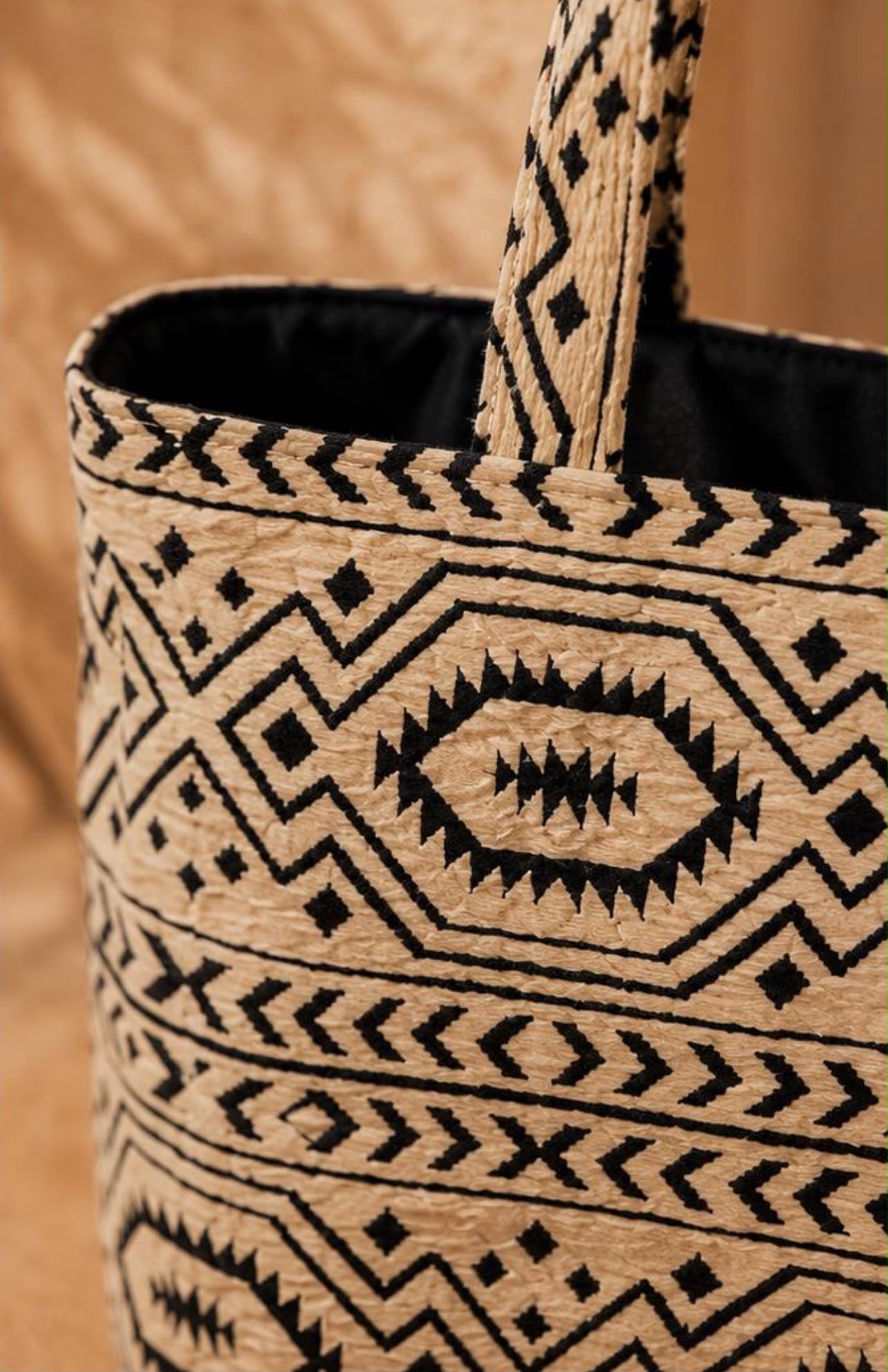 Handgewebte Shopper-Tasche „Aziza“ | Schwarz & Natur